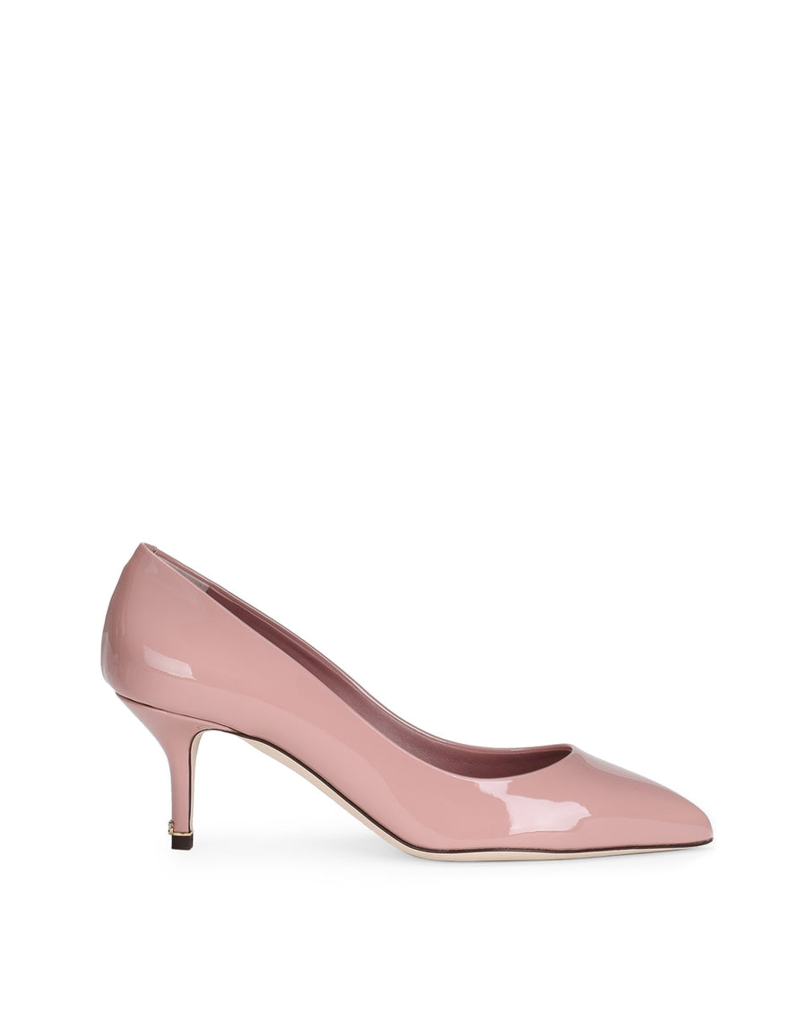 Pointed varnish pumps with low heel