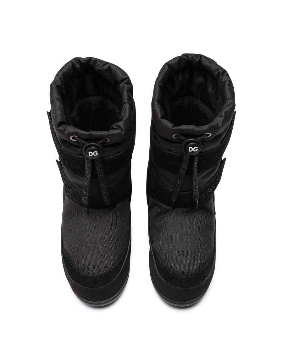 Nylon snowboot with DG laces